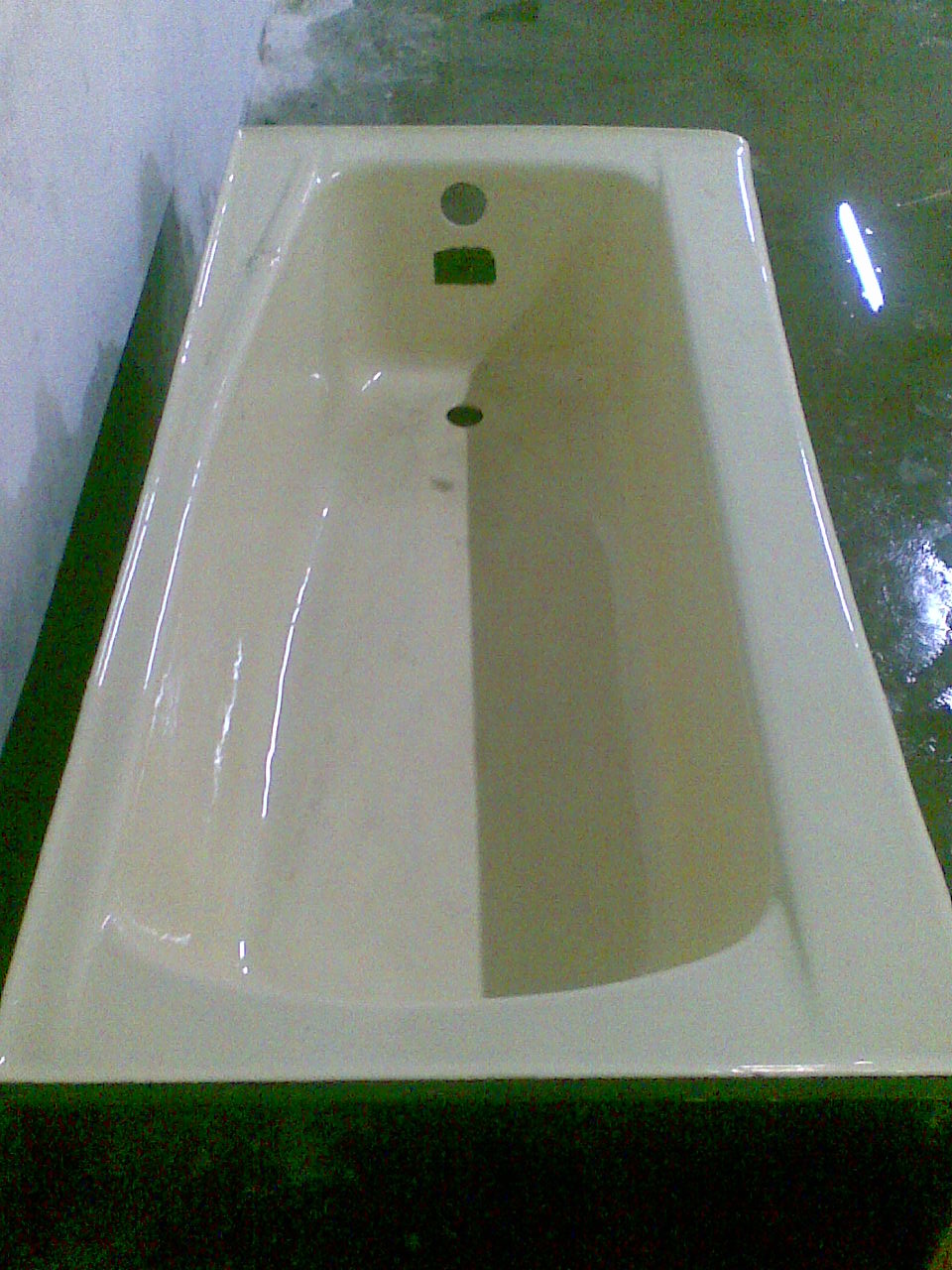 Cambialotodo - Bañera de Peltre Color Amarillo Claro